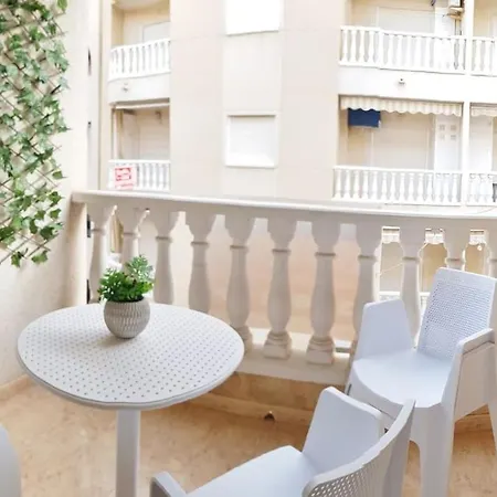2 Bedroom 100 M To Playa De Locos ,pool Apartmán